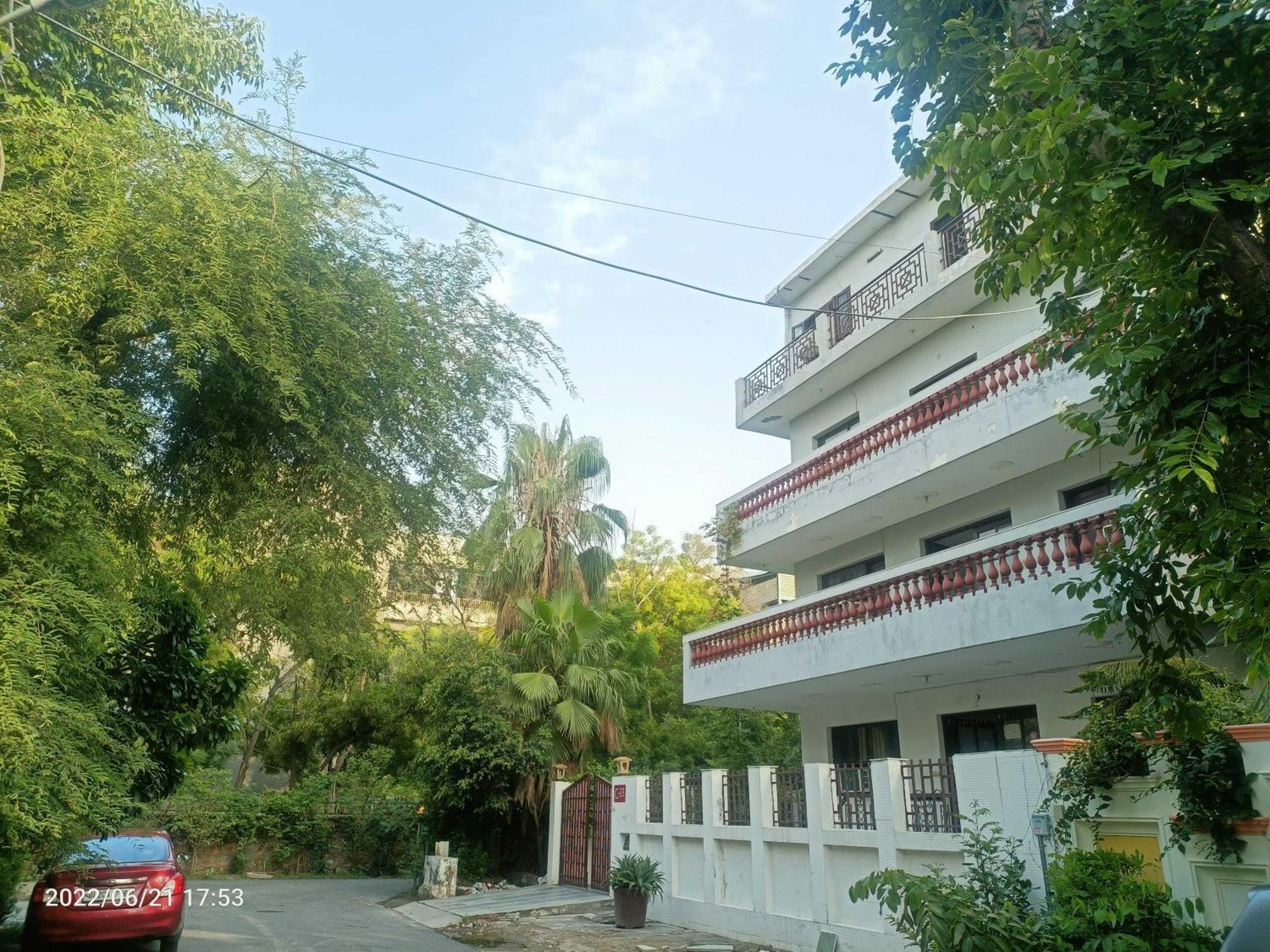 מלון נוידה Oyo Metro View Residency Near Snow World מראה חיצוני תמונה